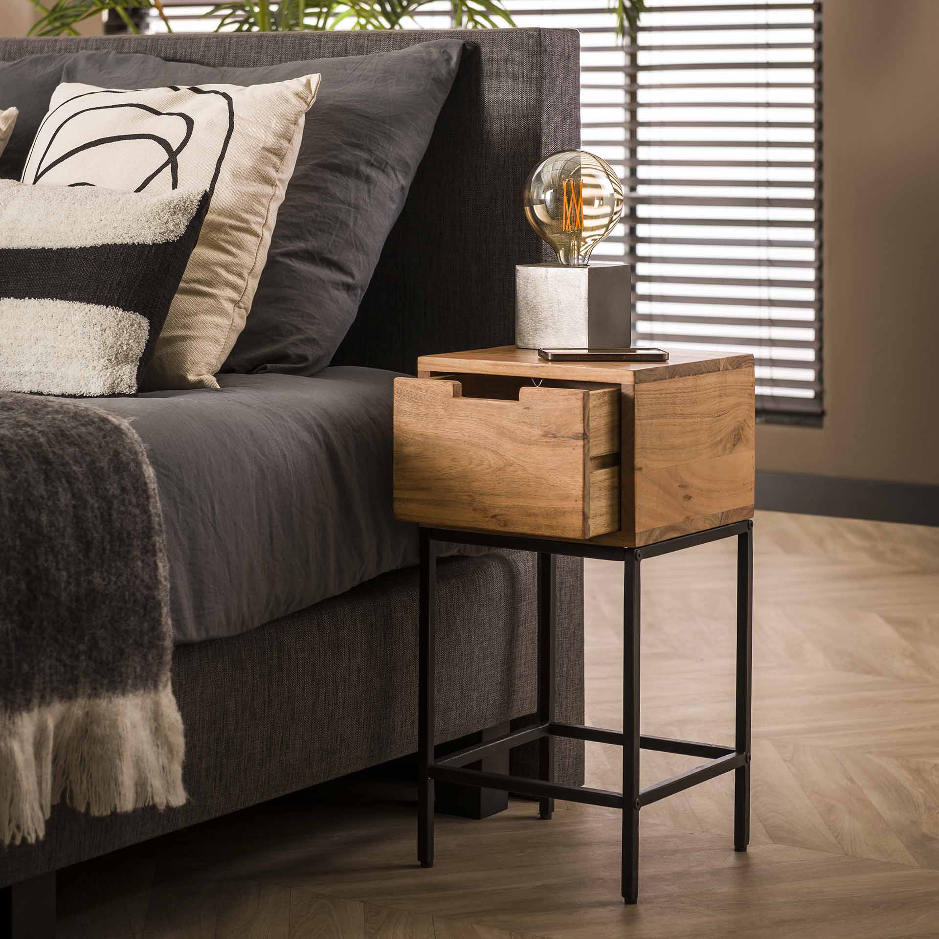 Nachtkastje Jay - Lichtbruin - Acaciahout