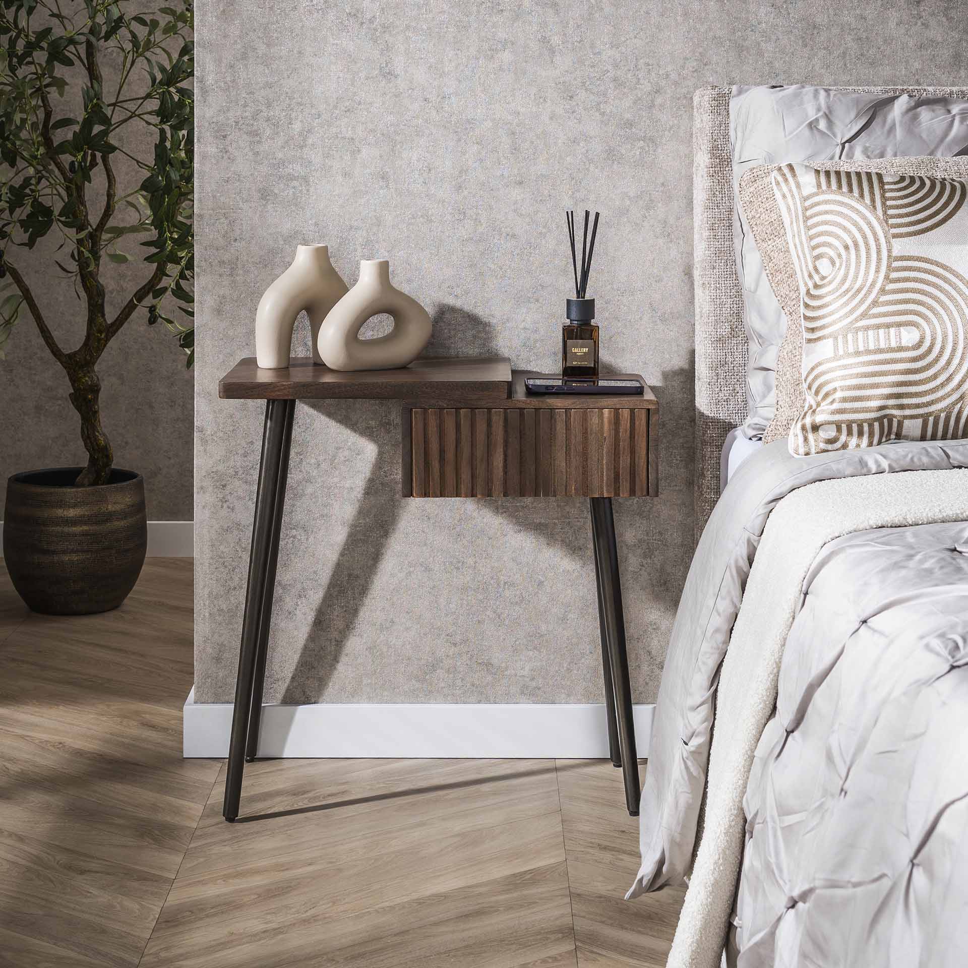 Nachtkastje Duali - Acaciahout - Staand - Links