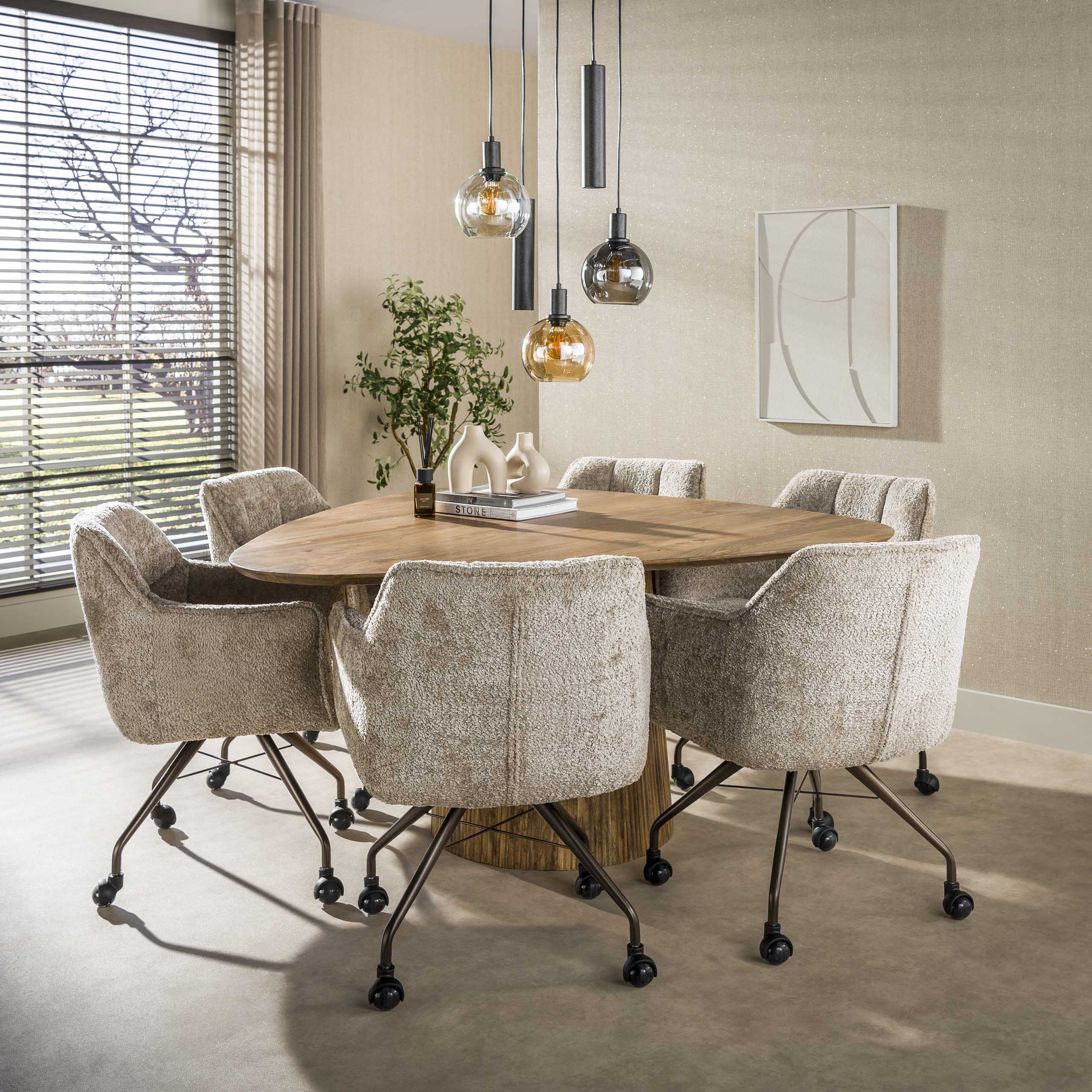 Eettafel Harmony - Driehoekig - Mangohout - 150 cm