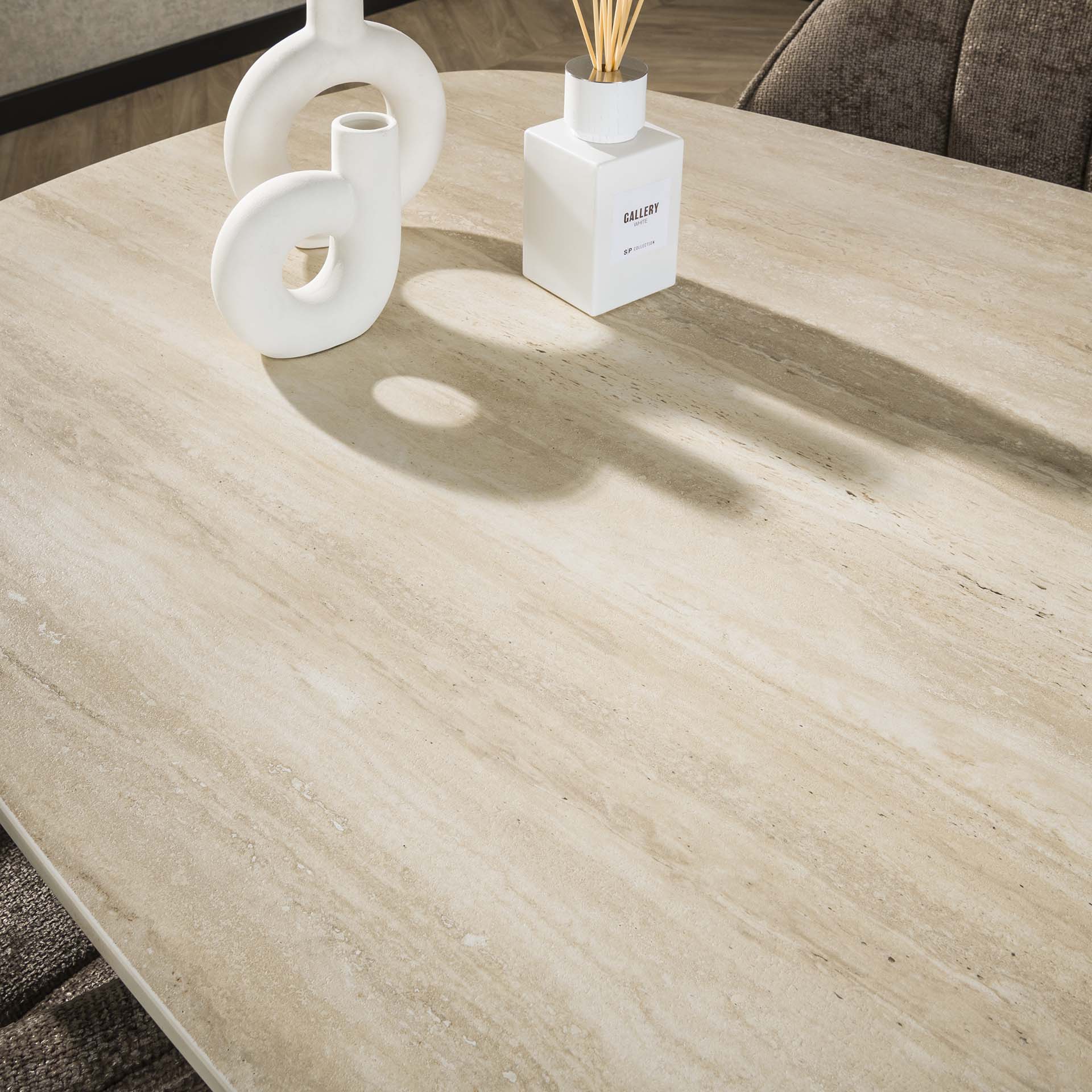 Eettafel Lucca - Ivoor - Keramisch Travertin - 215 cm - Deens Ovaal