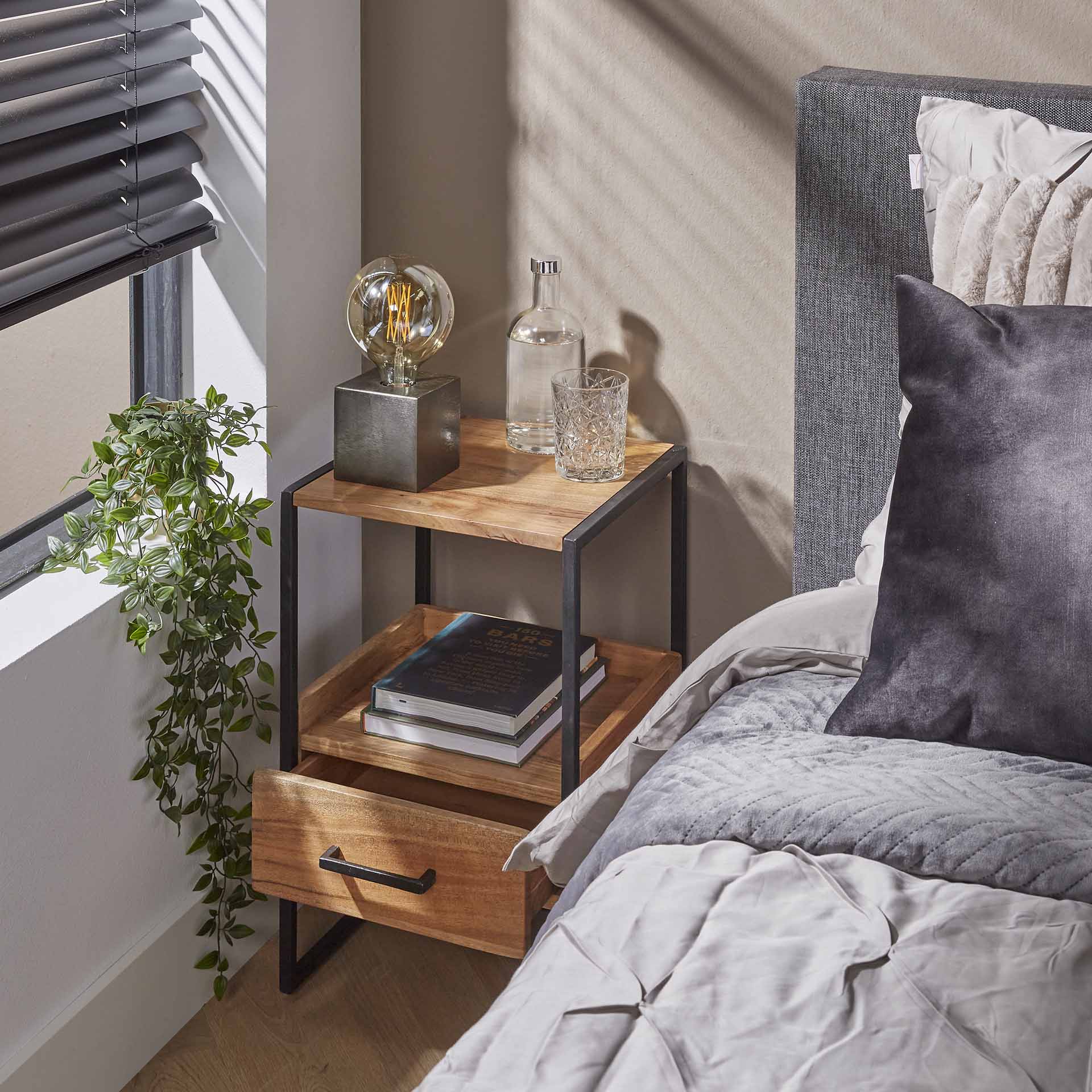 Klein Nachtkastje Tate - Lichtbruin - Acaciahout