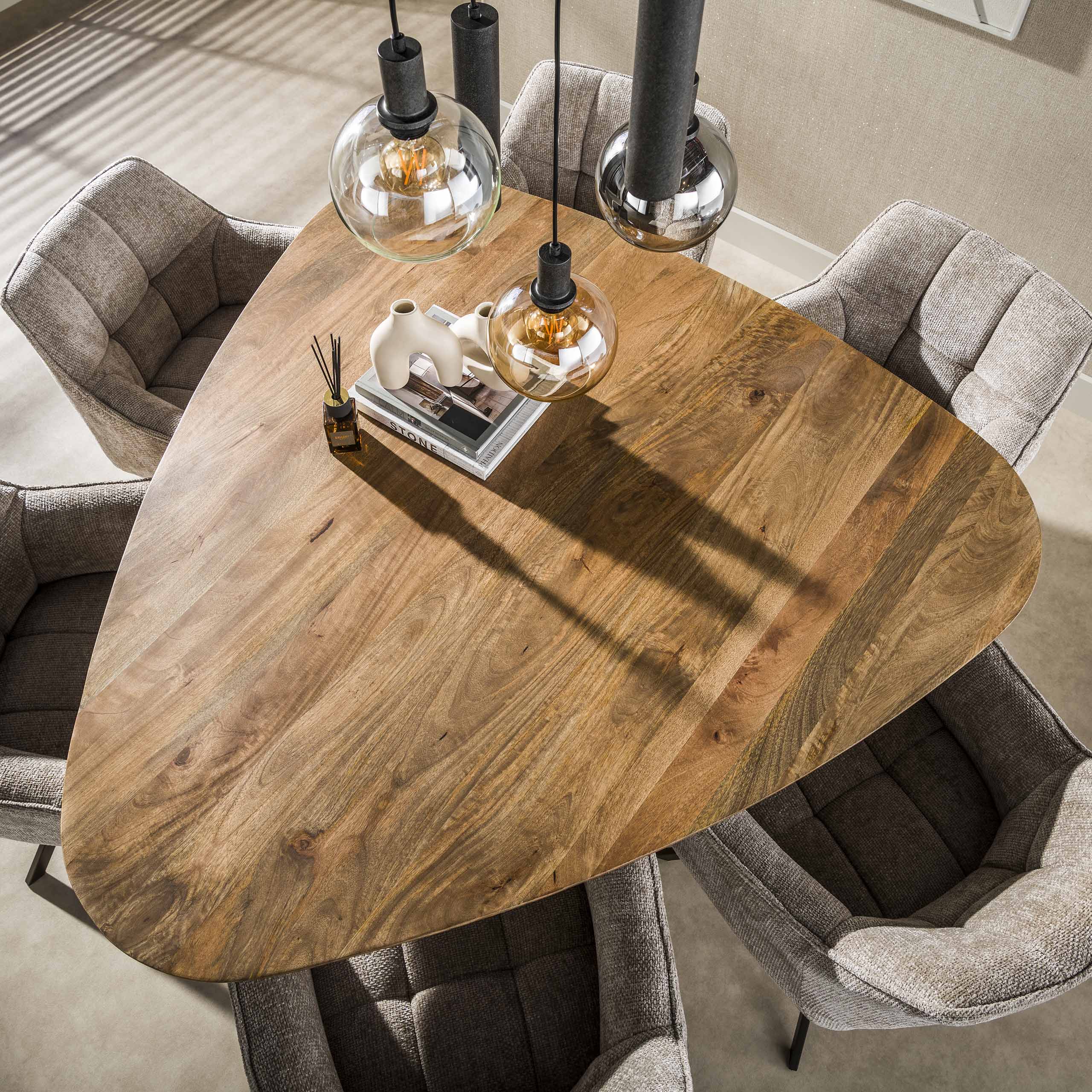 Eettafel Harmony - Driehoekig - Mangohout - 150 cm