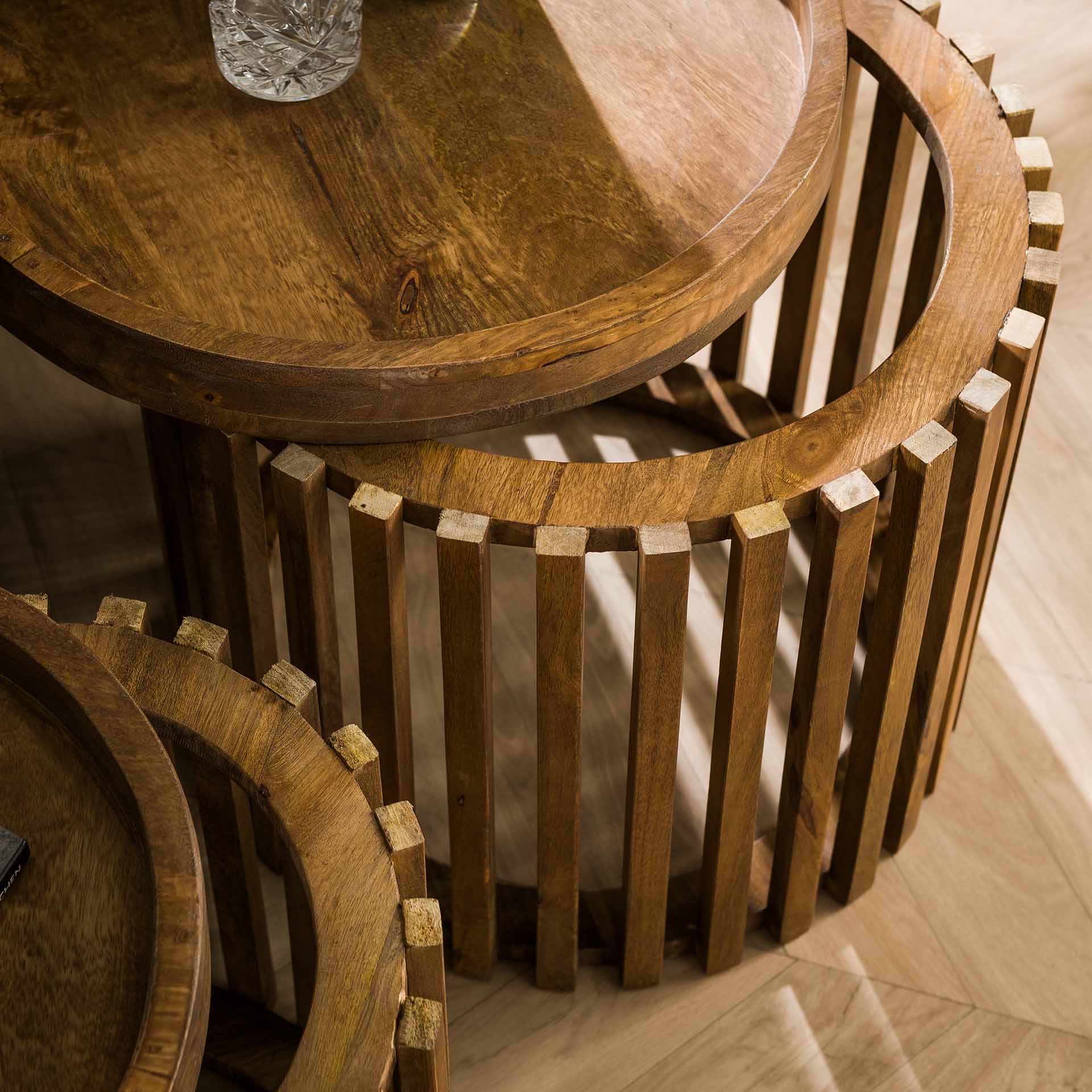 Bijzettafel Twirl - Bruin - Mangohout