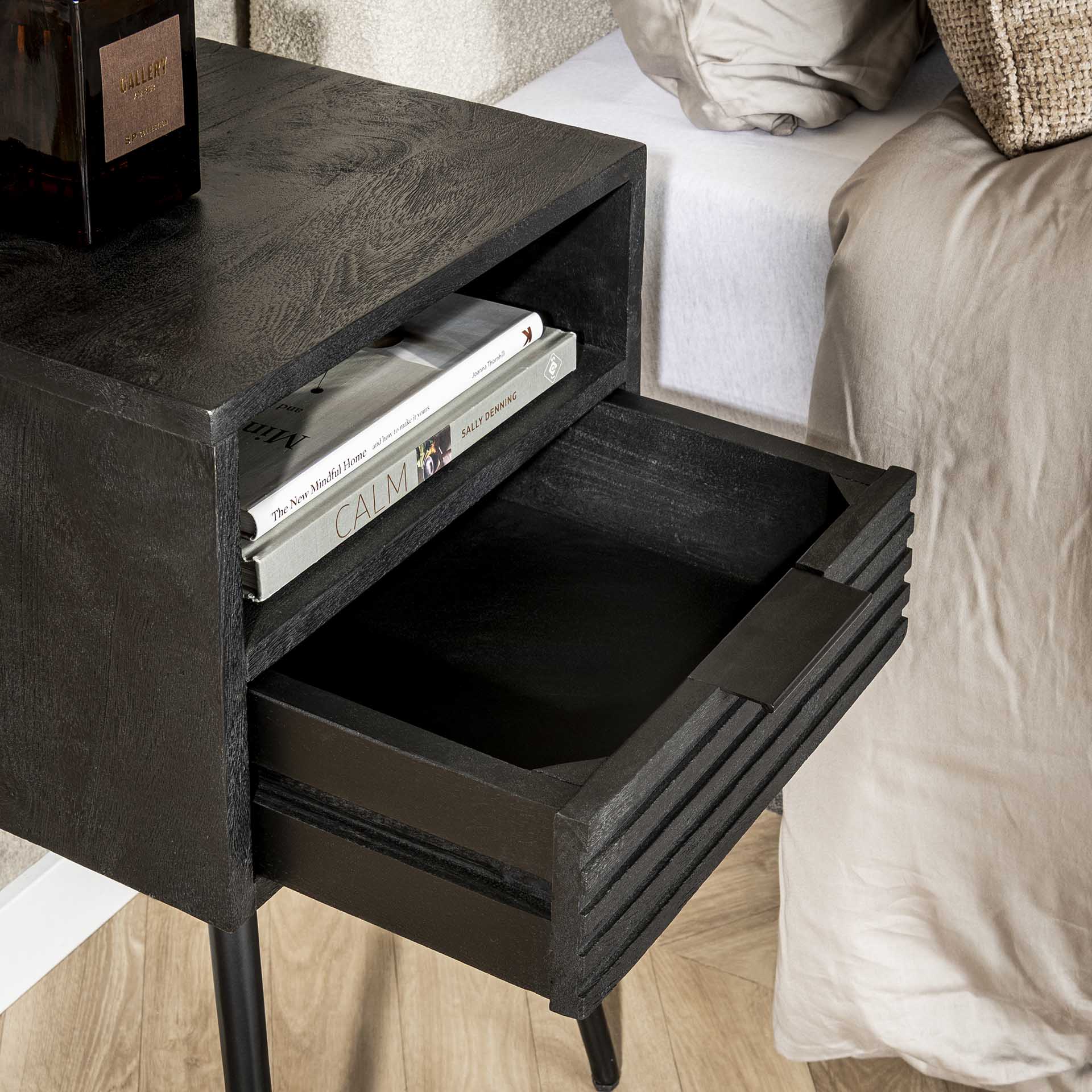 Klein Nachtkastje Astra - Zwart - Mangohout