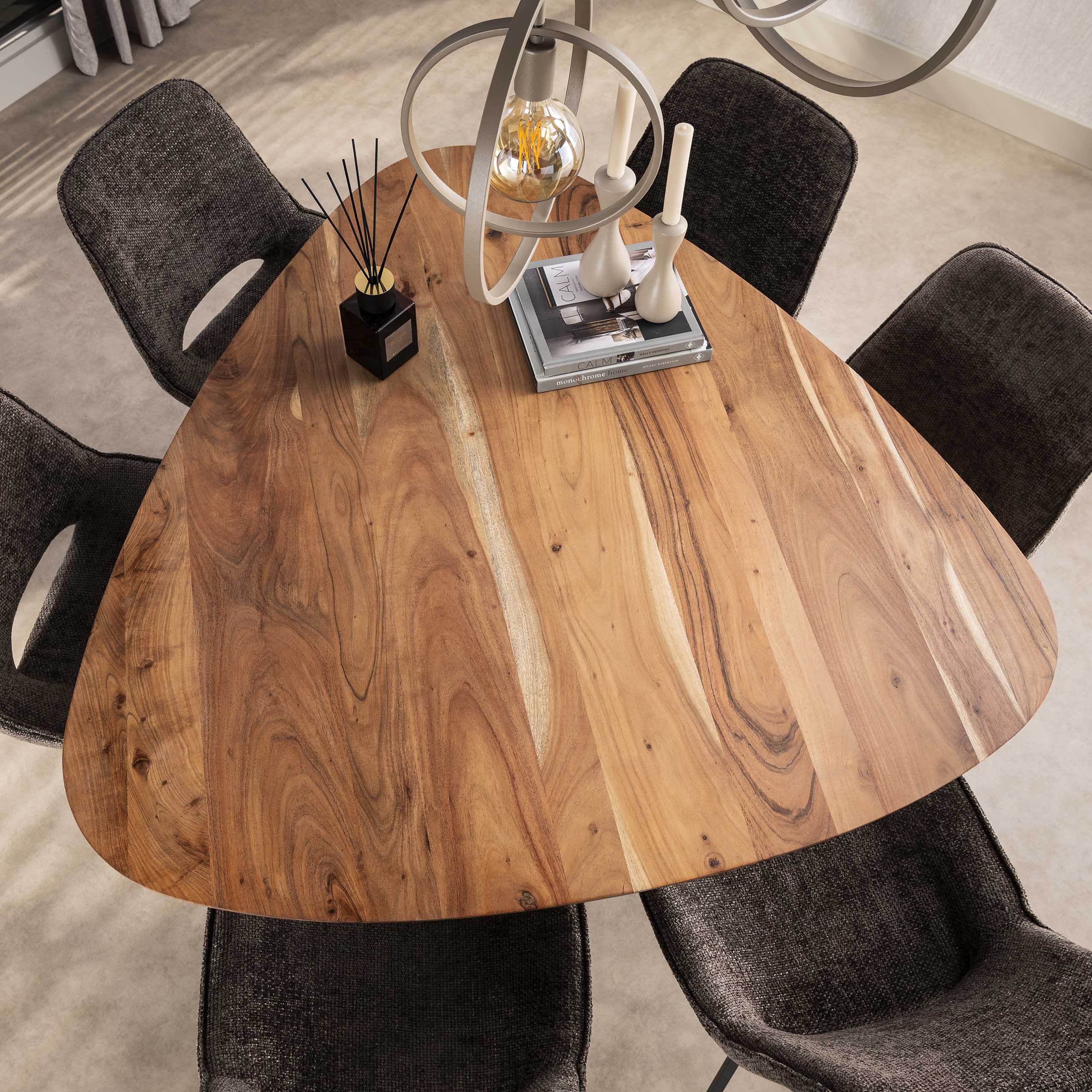 Eettafel Sore - Driehoekig - Acaciahout - 135 cm