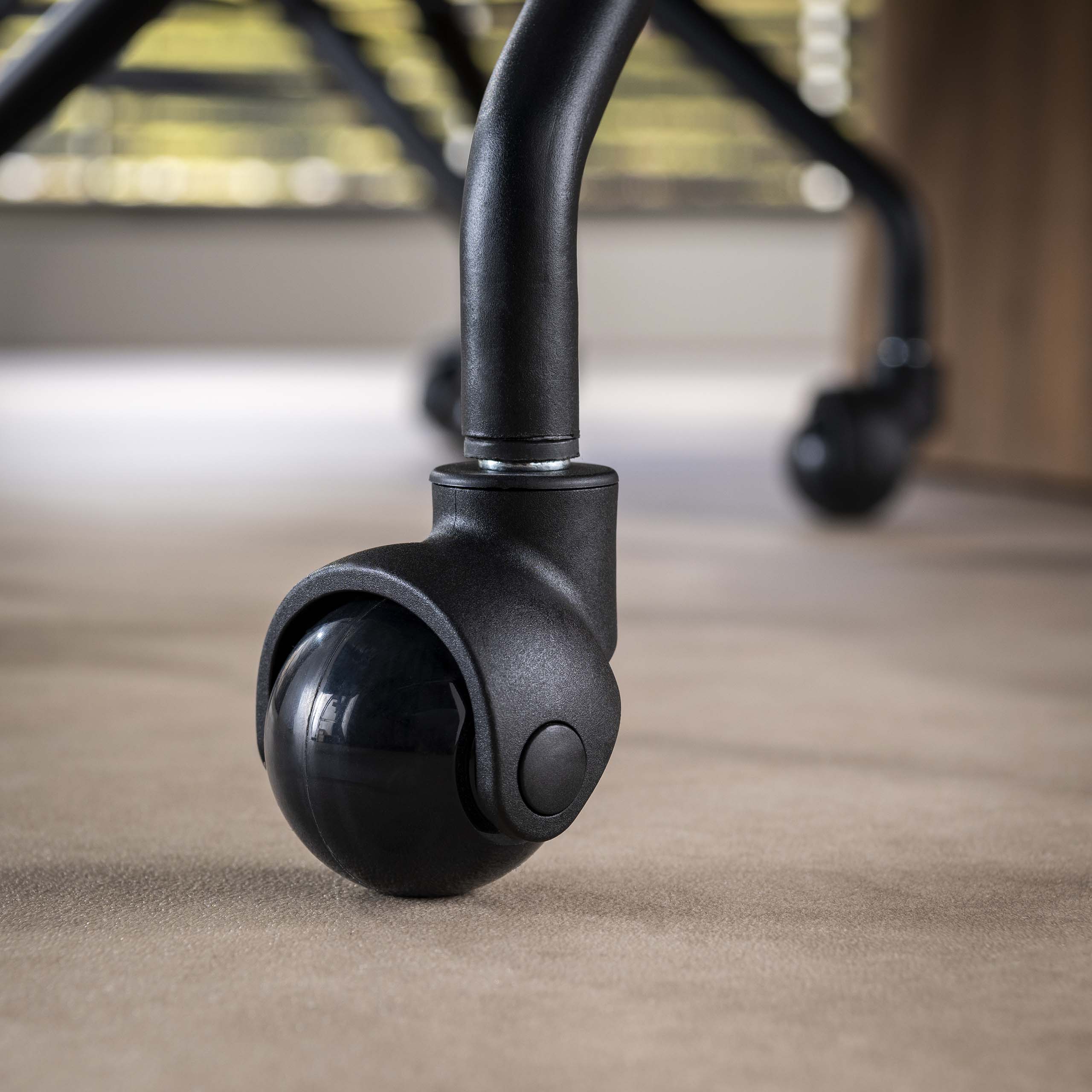 Eetkamerstoel Vantage - Taupe - Renegade Stof - Met Wieltjes