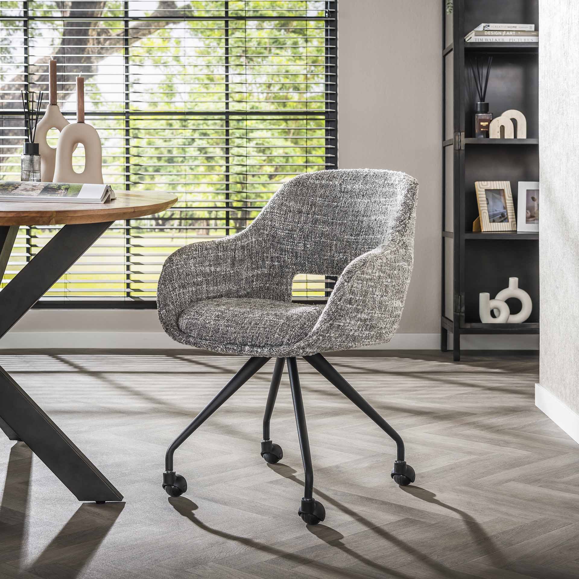 Eetkamerstoel Aurelia - Grijs - Renegade Stof - Met Wieltjes